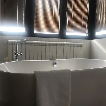 Exceptional Center River View *